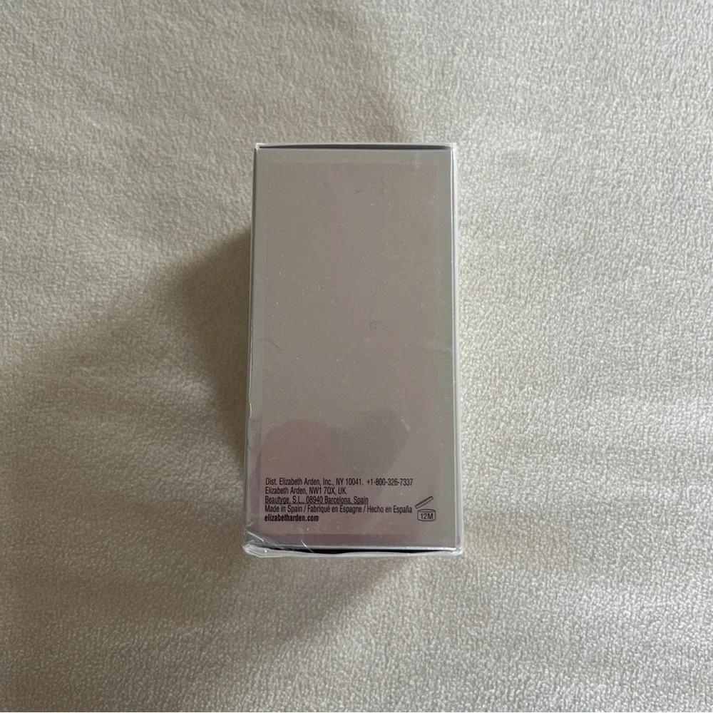 Elizabeth Arden HYALURONIC ACID + PEPTIDES CERAMIDE HYDRA-PLUMPING WATER CREAM